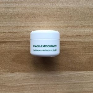 Medical Beauty Research Cream Extraordinary